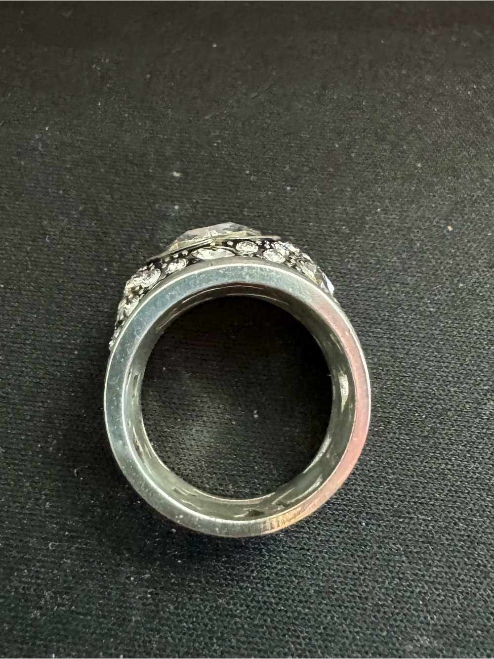 Brighton Silver & Black Heart Crystal Statement Ring w/ Clear surrounding stones - Picture 9 of 11